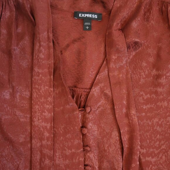 Express Sienna Snake-Skin Pattern Blouse Size L - Picture 2 of 3